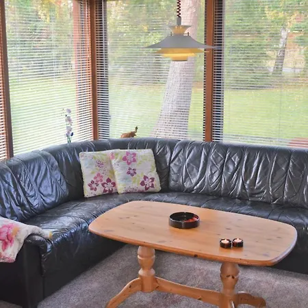 Holiday home Nice In W/ 3 Bedrooms And Wifi Gedser